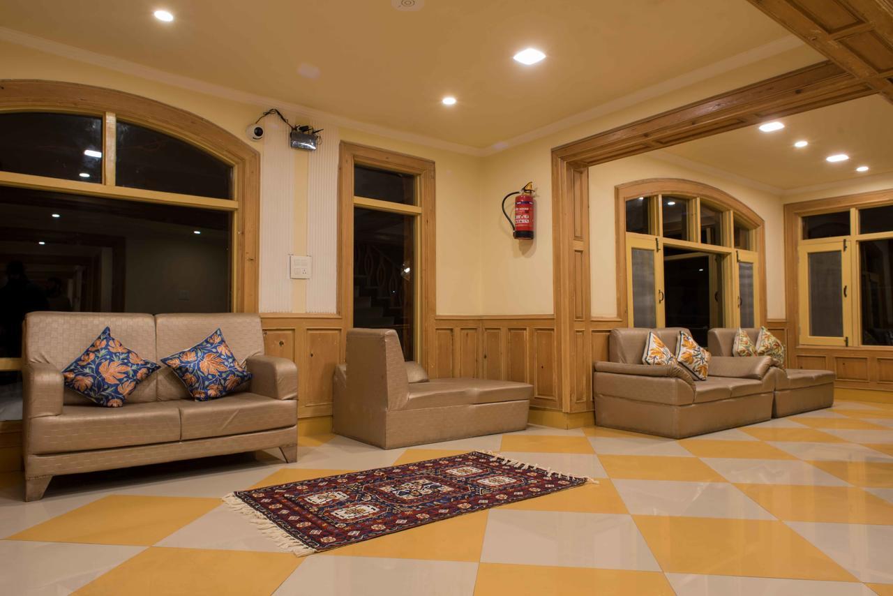 Sonāmarg Hotel Imperial Resorts מראה חיצוני תמונה